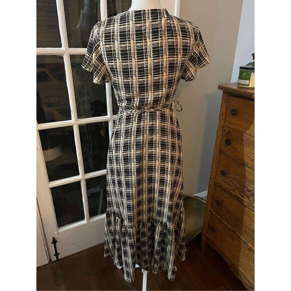 URBAN OUTFITTERS - Academia Grid Print Plaid True Wrap Dress size M - Picture 2 of 5